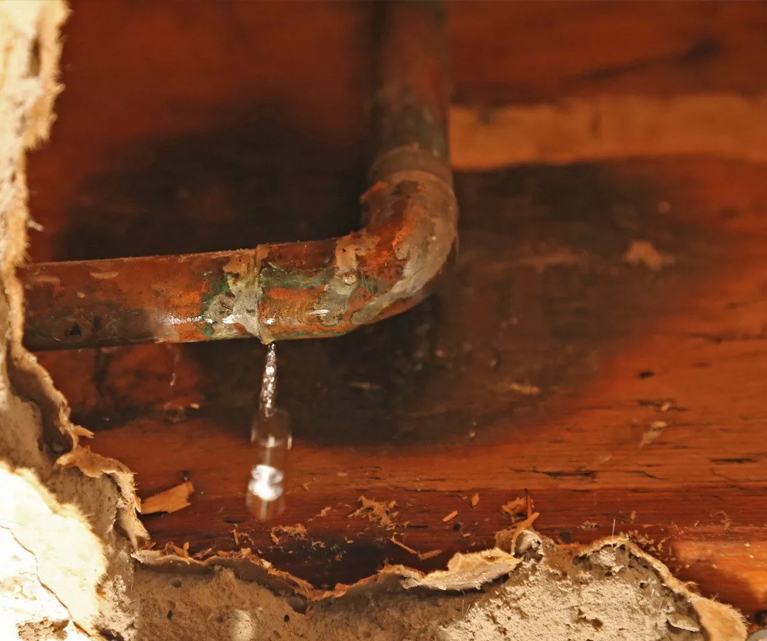 Eski Binalarda Su Kaçağı ve Tesisat Sorunları